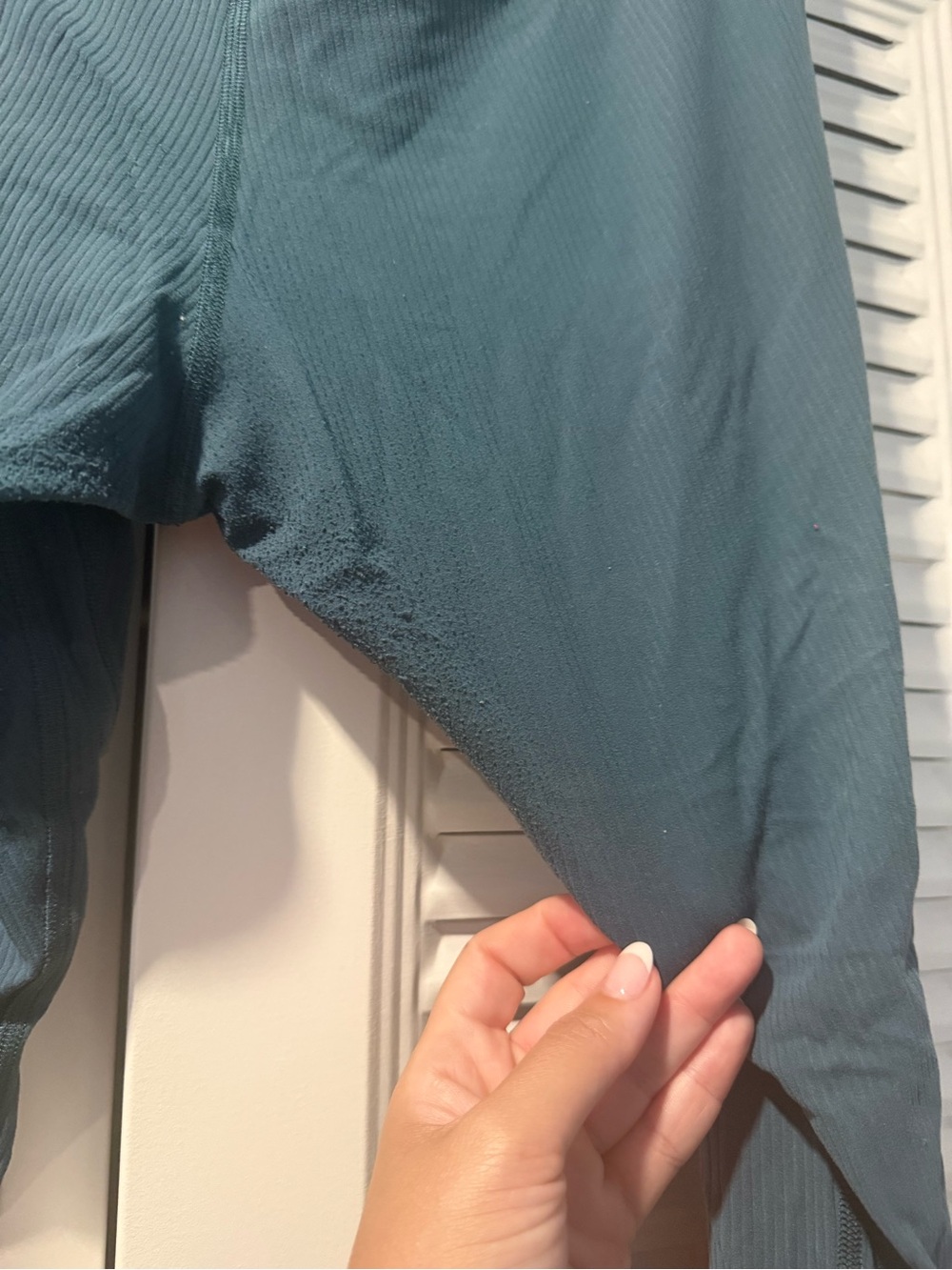 Lululemon Teal Ribbed Activewear Set - Sports Bra & Leggings - Picture 6 of 7
